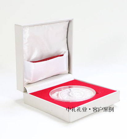 顺丰速运深圳区银奖牌【金银币包装盒】-产品包装盒定制